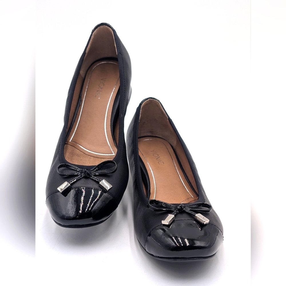 Vionic Daphne Ballet Leather And Patient Flats Sz US 7.5  Embellished Silver Bow - Picture 8 of 17